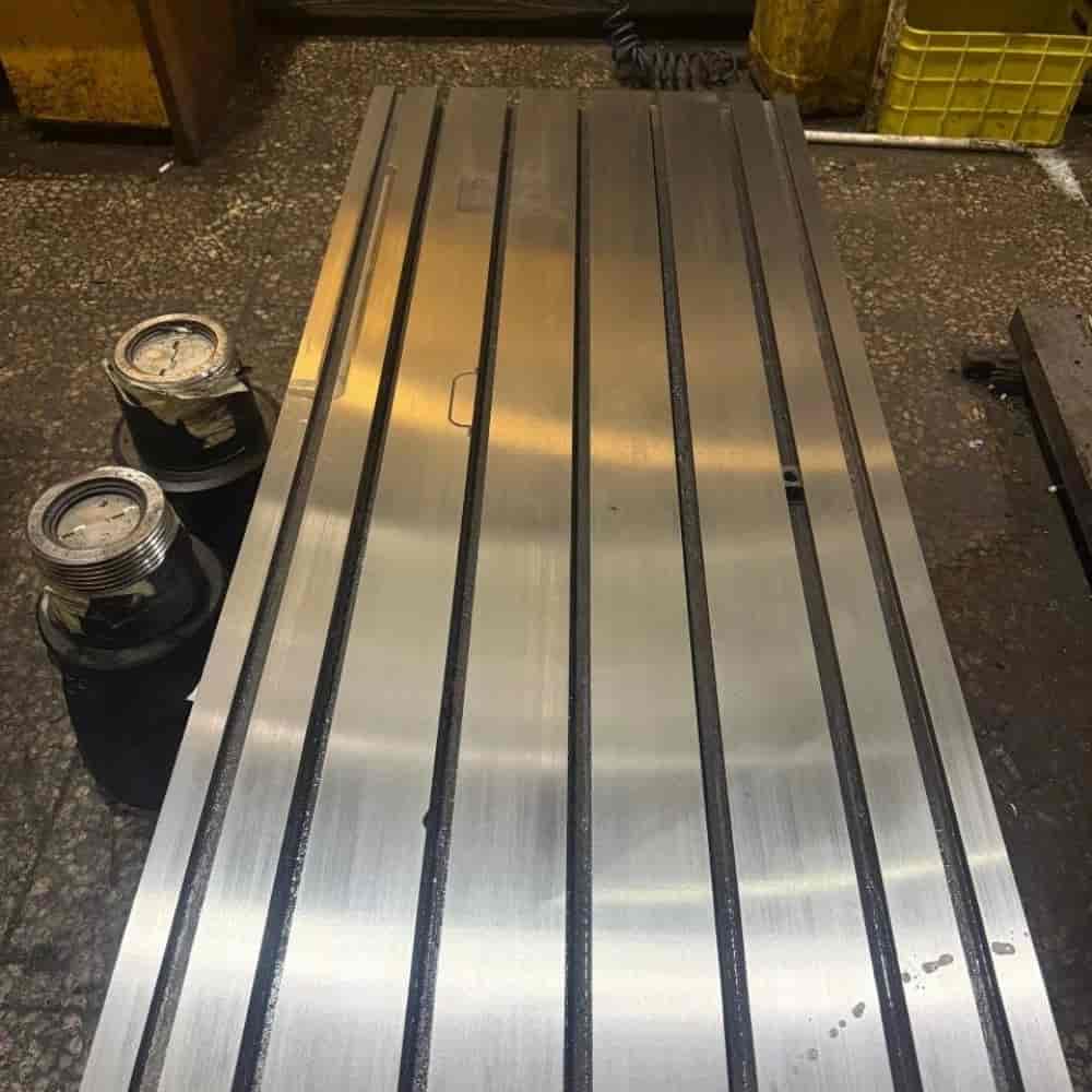 Cnc makinesinin taşlama masası